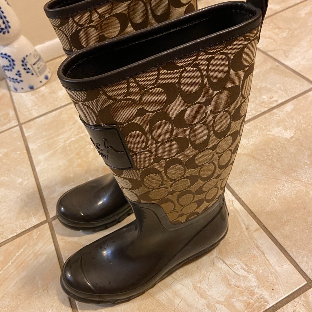 Coach rain boots ( women’s) 7
